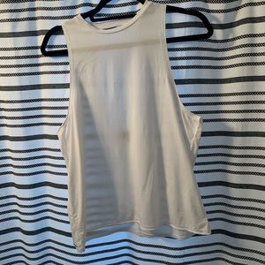 Activewear top with back cutout